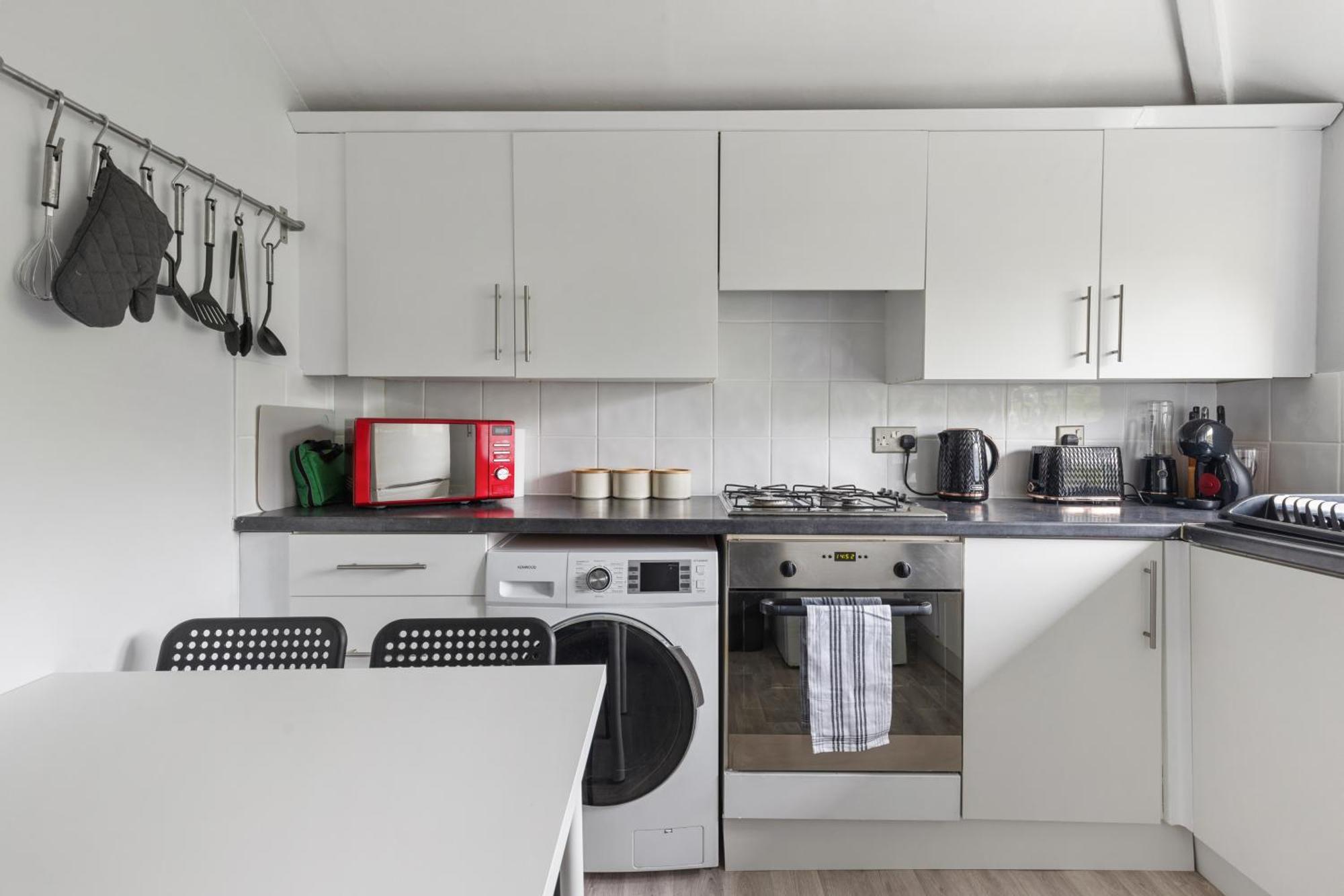 Archway Abode - Close To Apartamento
